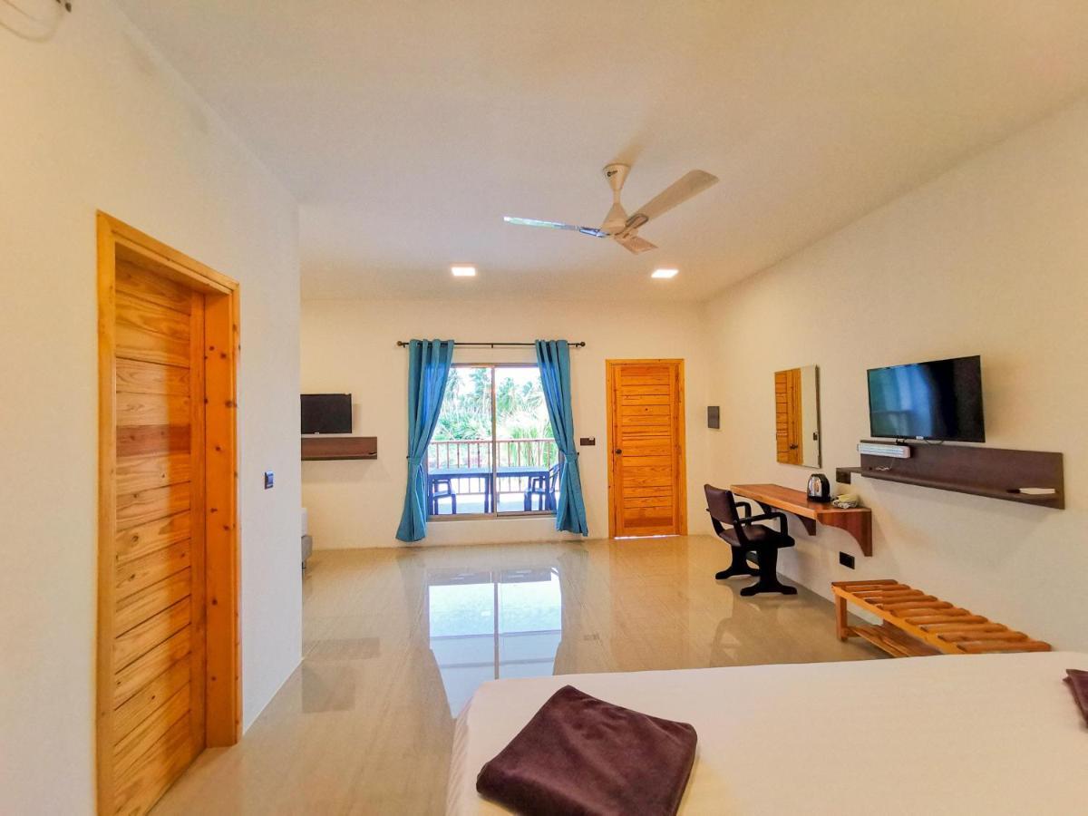 Thila Farm View Hotel Thoddoo Exterior photo